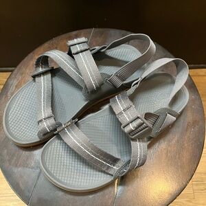 Chaco Z1 Mens 7 Gray Sport Sandals Hiking Trail Womens 8.5